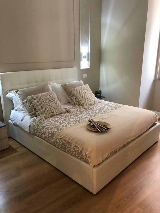 Pantheon Luxury Suite โรม ภายนอก รูปภาพ