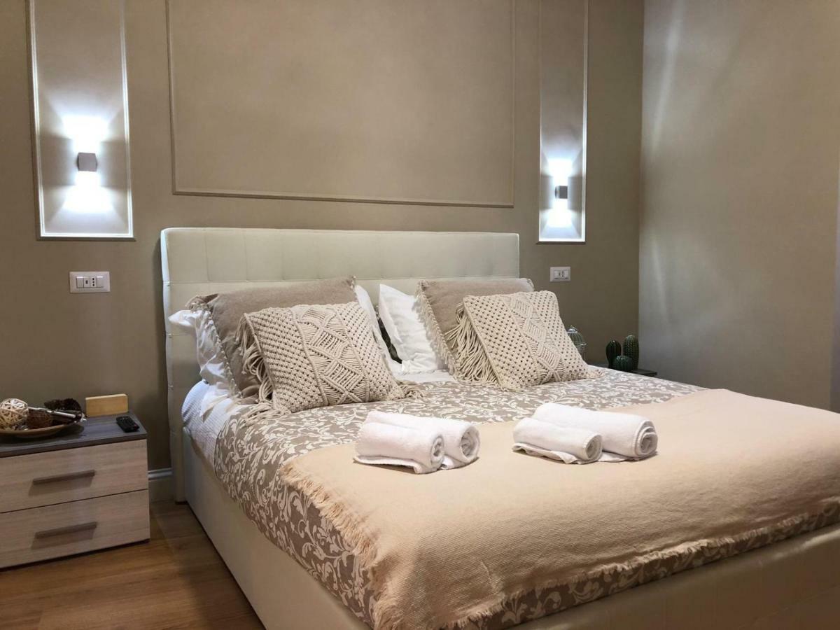 Pantheon Luxury Suite โรม ภายนอก รูปภาพ