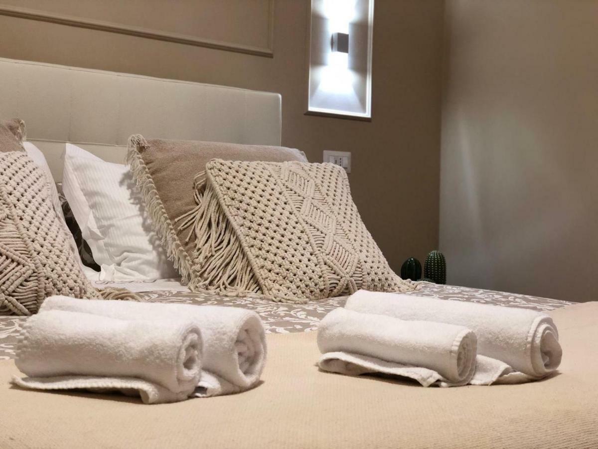 Pantheon Luxury Suite โรม ภายนอก รูปภาพ